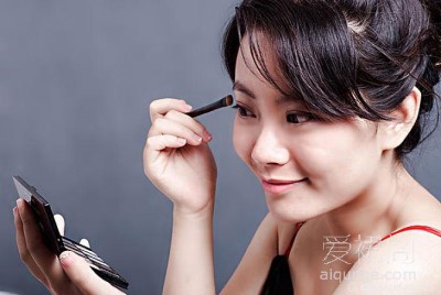 专业人士私藏的化妆技巧