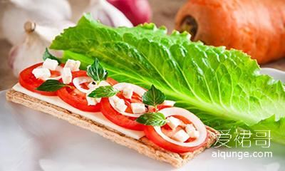 喝点葛根黑豆汤缓解颈椎不适